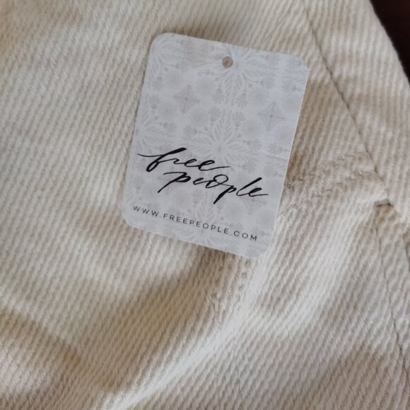 Free People - Osaka Mid Rise Barrel Jeans - Ecru & Ivory  - Size 30 - Picture 6 of 8